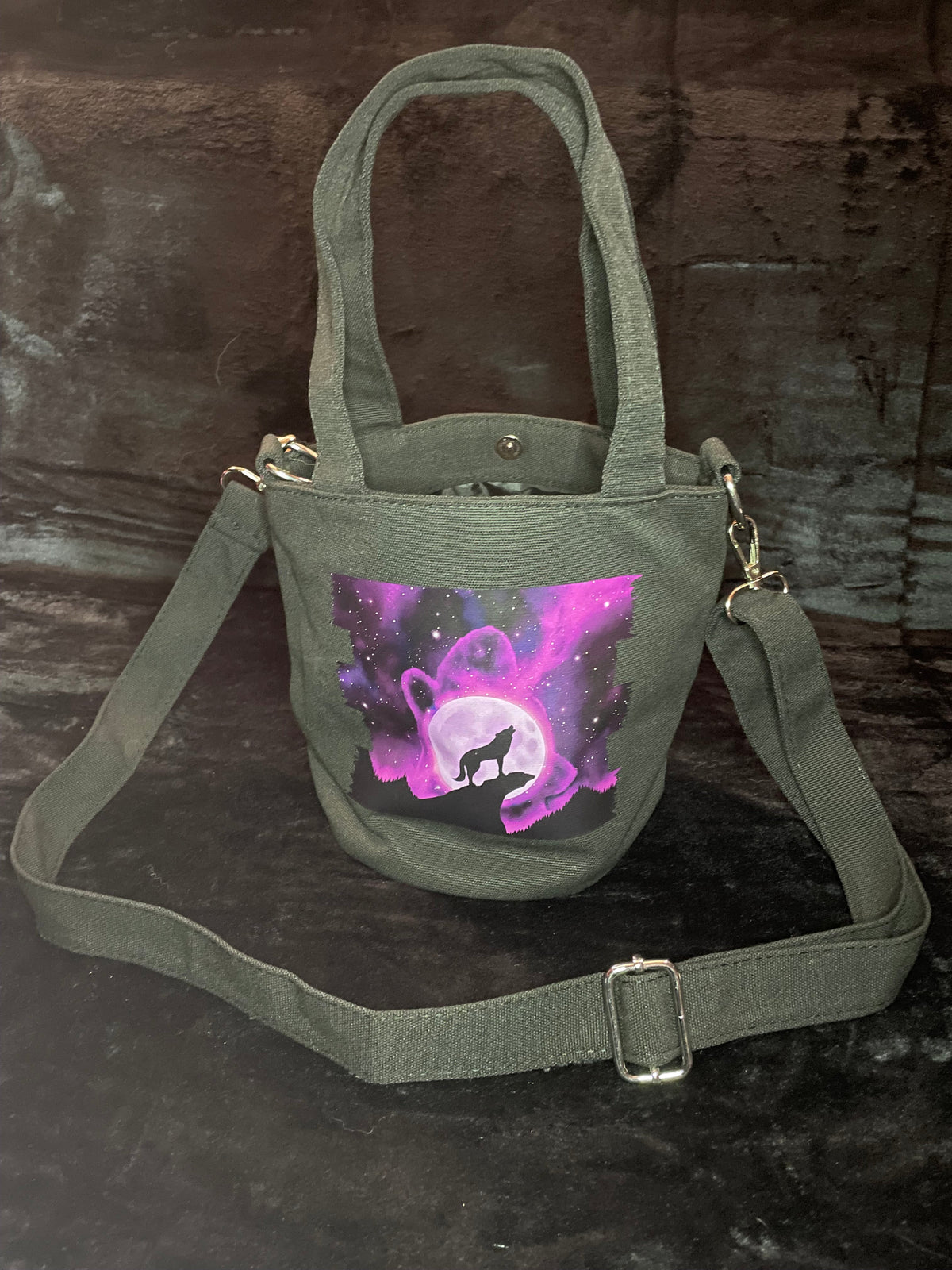 Howling at the Purple Moon Canvas Bag Shadowolf Art