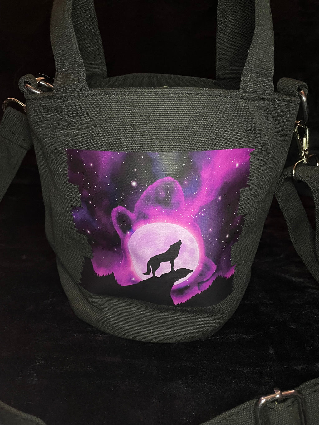 Howling at the Purple Moon Canvas Bag Shadowolf Art